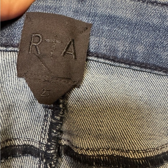 ๐ RtA Split Hem Skinny Jeans ๐ Dark Wash Denim Size 27 Designer Edge ๐ - Picture 5 of 6